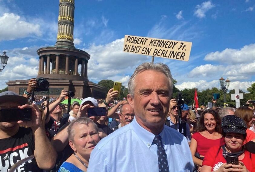 Robert Kennedy Jr., protest la Berlin: „Vrem lideri pentru care contează sănătatea copiilor noștri, nu profitul companiilor Big Pharma”